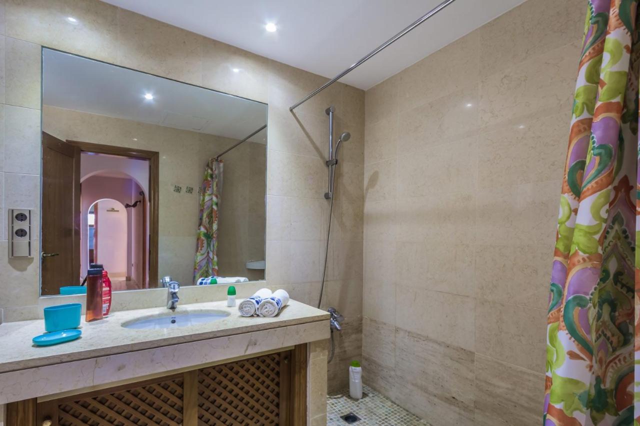 Villa Simona By Villa Plus คอร์ราเลโฮ ภายนอก รูปภาพ